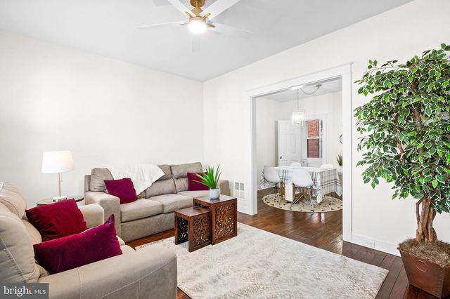 40 LAUREL ST, Lancaster, PA 17603