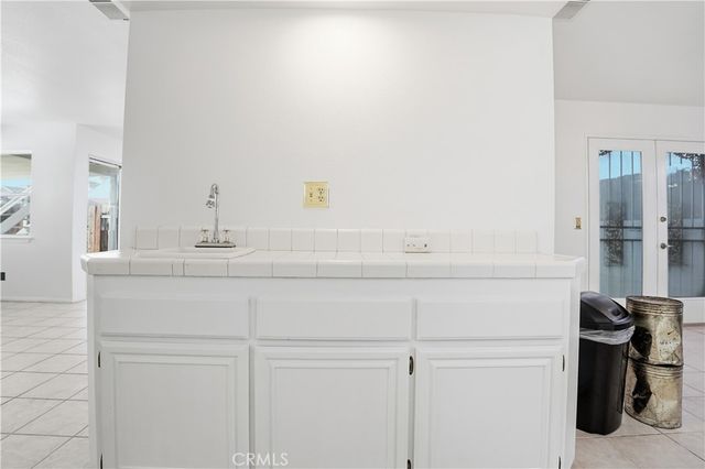 20592 Mockingbird Avenue, Apple Valley, CA 92308