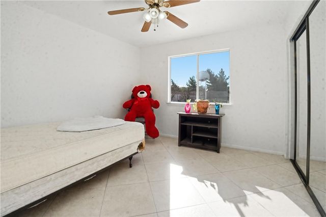 20592 Mockingbird Avenue, Apple Valley, CA 92308