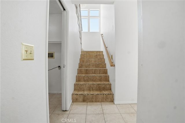 20592 Mockingbird Avenue, Apple Valley, CA 92308