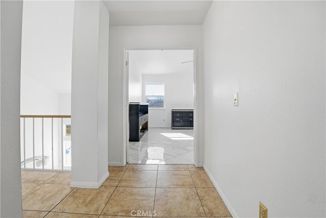 20592 Mockingbird Avenue, Apple Valley, CA 92308