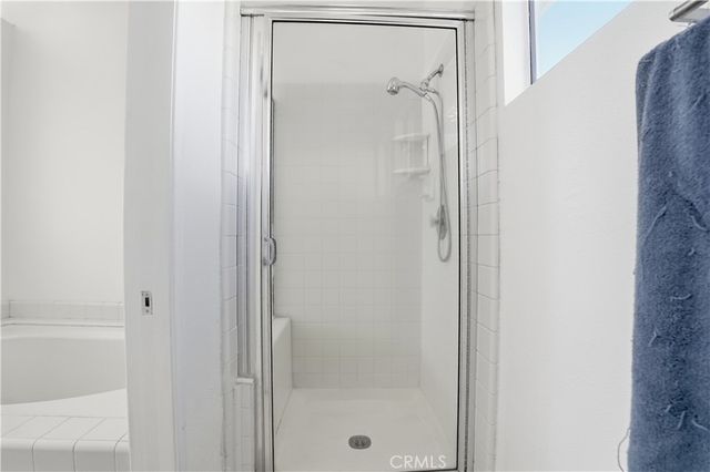 20592 Mockingbird Avenue, Apple Valley, CA 92308