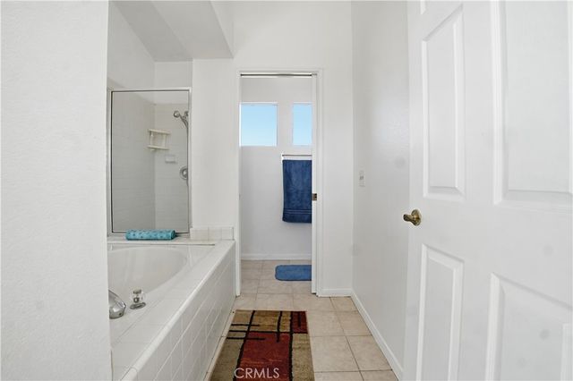 20592 Mockingbird Avenue, Apple Valley, CA 92308