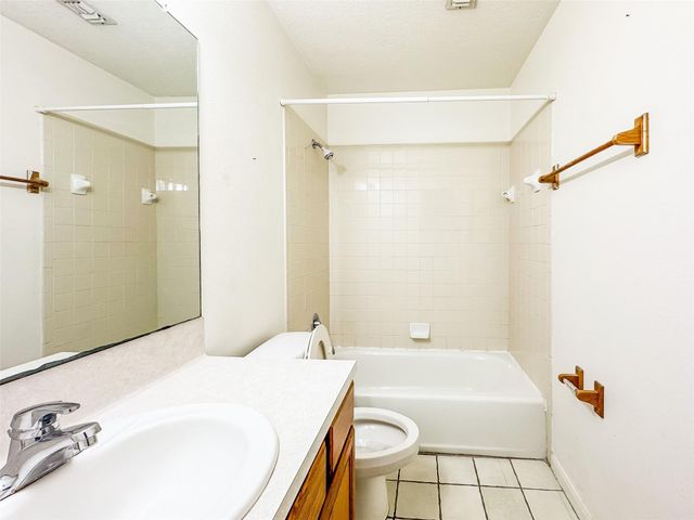 2006 Kilgore Road 101, Baytown, TX 77520