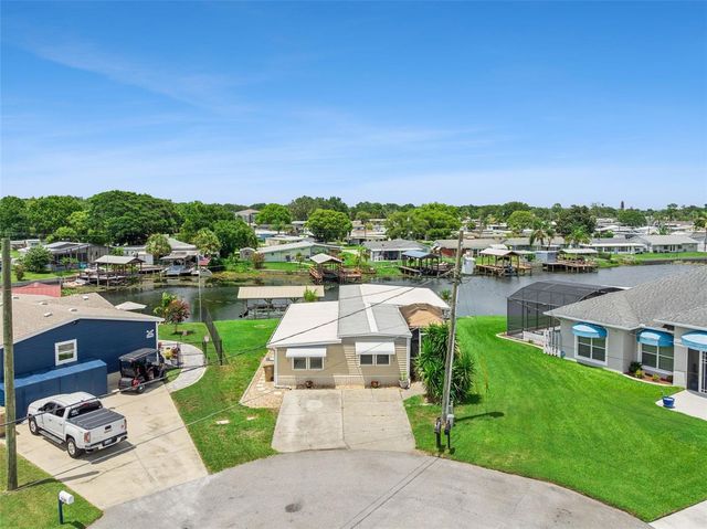 30127 GREEN BAY DRIVE, Tavares, FL 32778