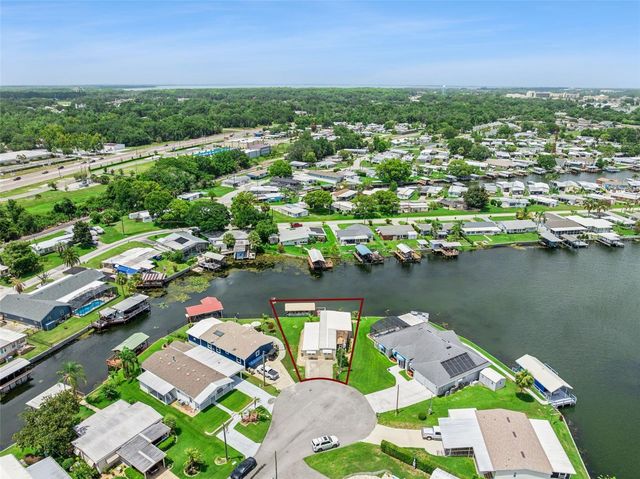 30127 GREEN BAY DRIVE, Tavares, FL 32778