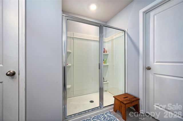 126 Amblers Knoll Road, Weaverville, NC 28787