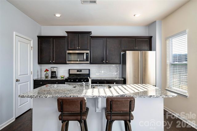 126 Amblers Knoll Road, Weaverville, NC 28787