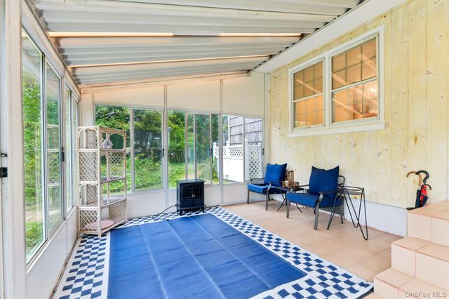 365 Van Buren Street, Saint James, NY 11780