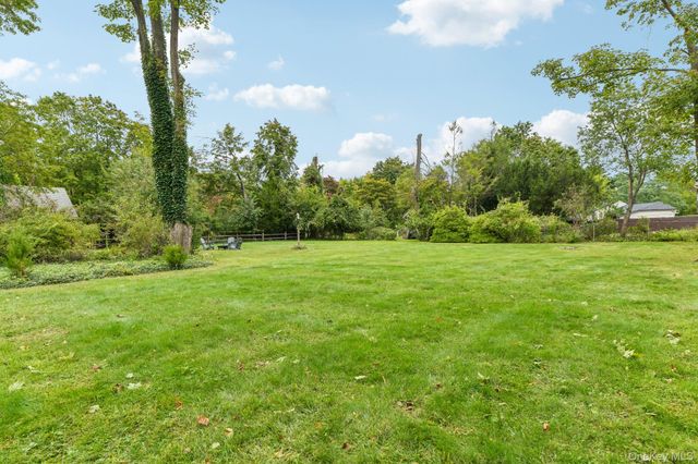 365 Van Buren Street, Saint James, NY 11780