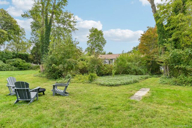365 Van Buren Street, Saint James, NY 11780