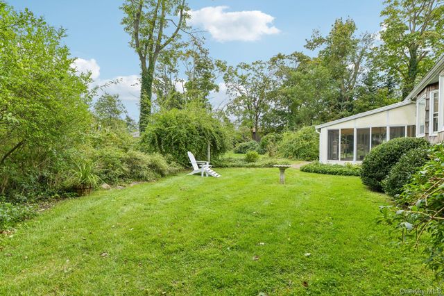365 Van Buren Street, Saint James, NY 11780