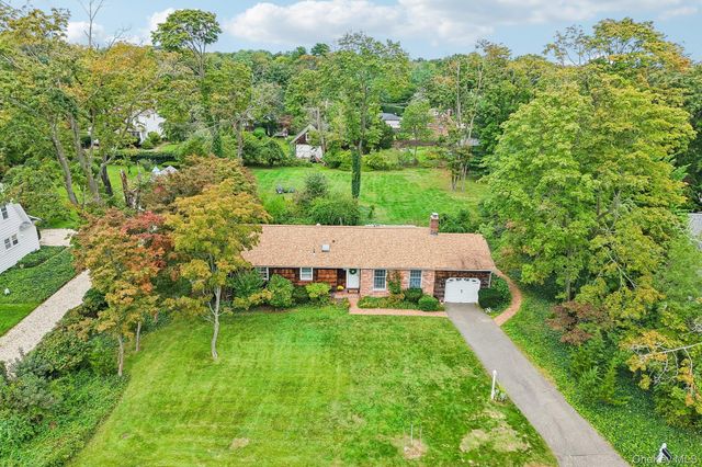 365 Van Buren Street, Saint James, NY 11780