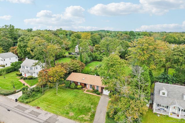 365 Van Buren Street, Saint James, NY 11780