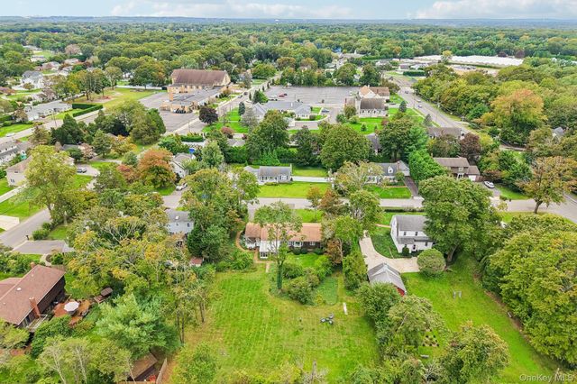 365 Van Buren Street, Saint James, NY 11780