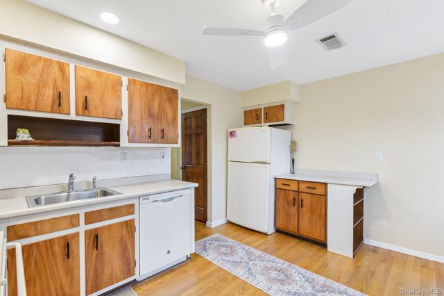 365 Van Buren Street, Saint James, NY 11780