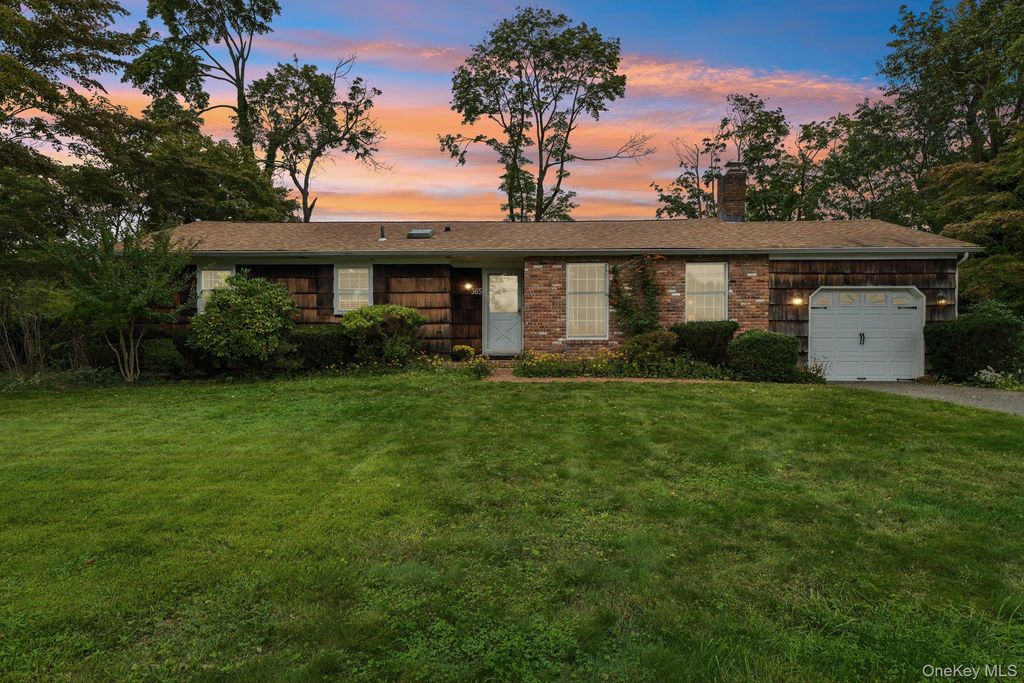 365 Van Buren Street, Saint James, NY 11780 — photo 2