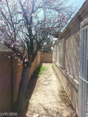 2301 Shady Hill Avenue, Las Vegas, NV 89106