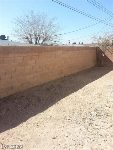 2301 Shady Hill Avenue, Las Vegas, NV 89106