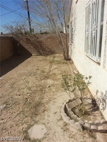 2301 Shady Hill Avenue, Las Vegas, NV 89106