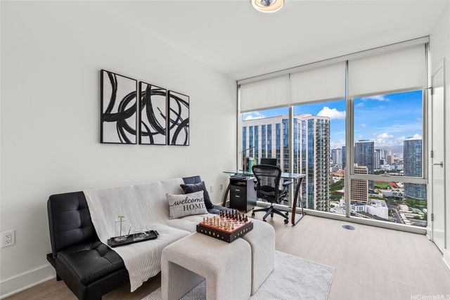 629 Keeaumoku Street 3402, Honolulu, HI 96814