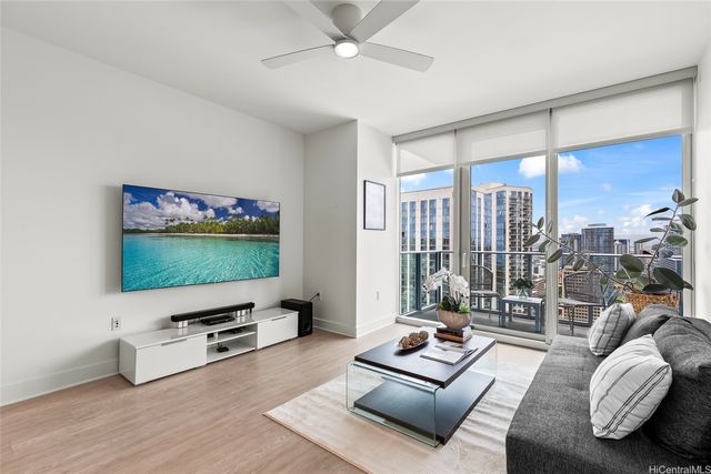 629 Keeaumoku Street 3402, Honolulu, HI 96814