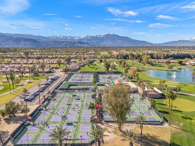 41700 Kansas Street, Palm Desert, CA 92211