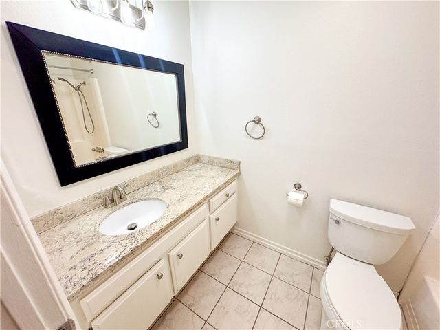 9952 Independence Avenue, Chatsworth, CA 91311