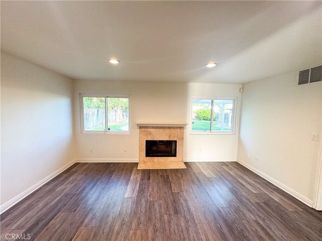 9952 Independence Avenue, Chatsworth, CA 91311