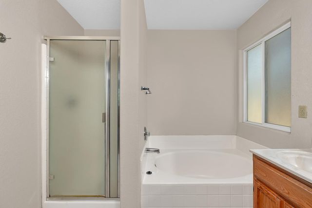 3529 Paseo Verde Ave, Merced, CA 95348