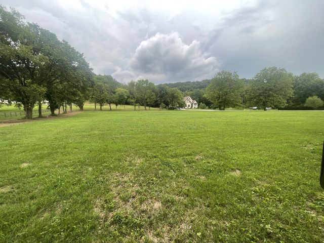 6822 Arno Allisona Rd, College Grove, TN 37046