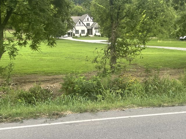 6822 Arno Allisona Rd, College Grove, TN 37046