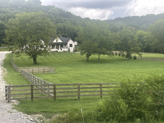 6822 Arno Allisona Rd, College Grove, TN 37046