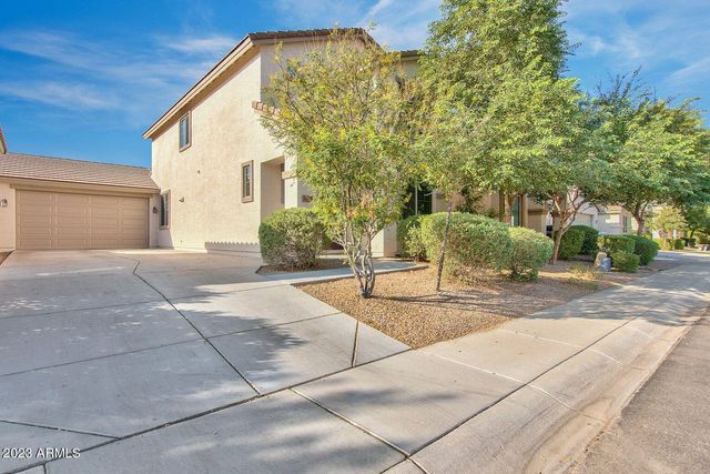 1675 W PELICAN Drive, Chandler, AZ 85286