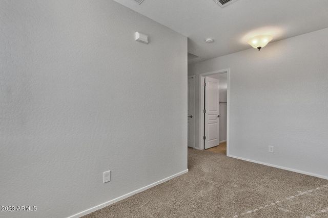 1675 W PELICAN Drive, Chandler, AZ 85286