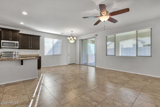 1675 W PELICAN Drive, Chandler, AZ 85286