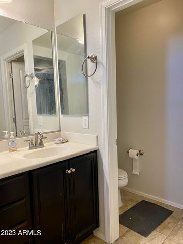 1675 W PELICAN Drive, Chandler, AZ 85286