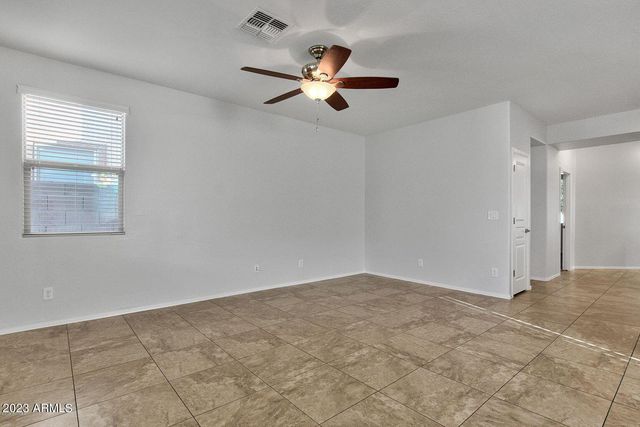 1675 W PELICAN Drive, Chandler, AZ 85286