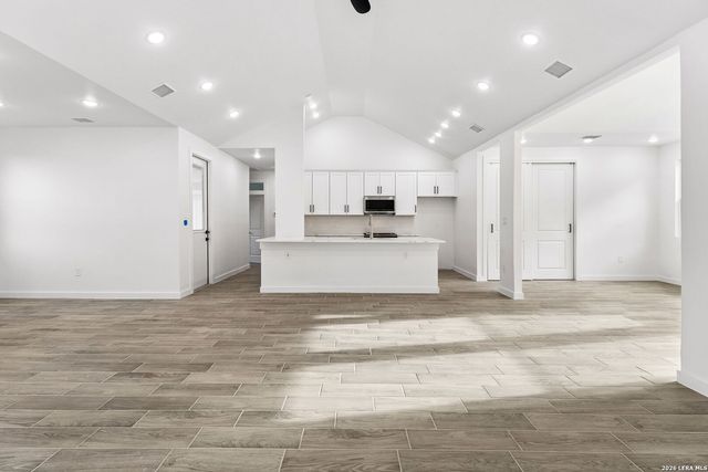 329 Bluebonnet Breeze, Canyon Lake, TX 78133