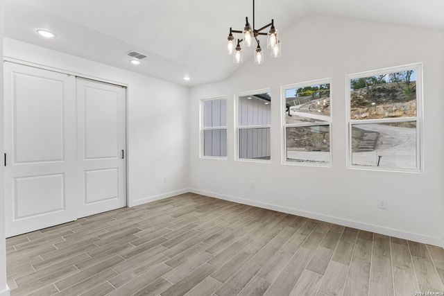 329 Bluebonnet Breeze, Canyon Lake, TX 78133