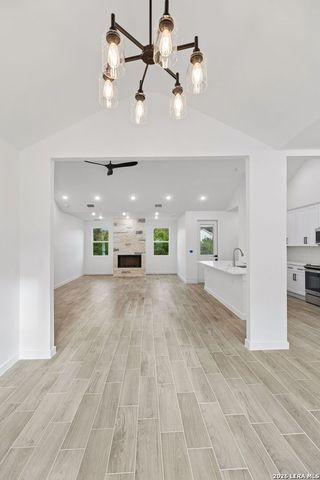 329 Bluebonnet Breeze, Canyon Lake, TX 78133