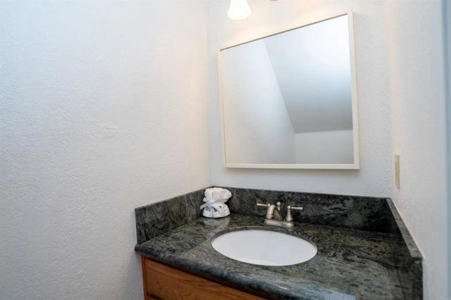 569 E Street 14, Chula Vista, CA 91910