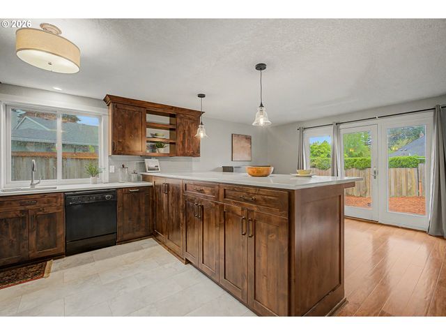 20717 Sw 94TH Ave, Tualatin, OR 97062