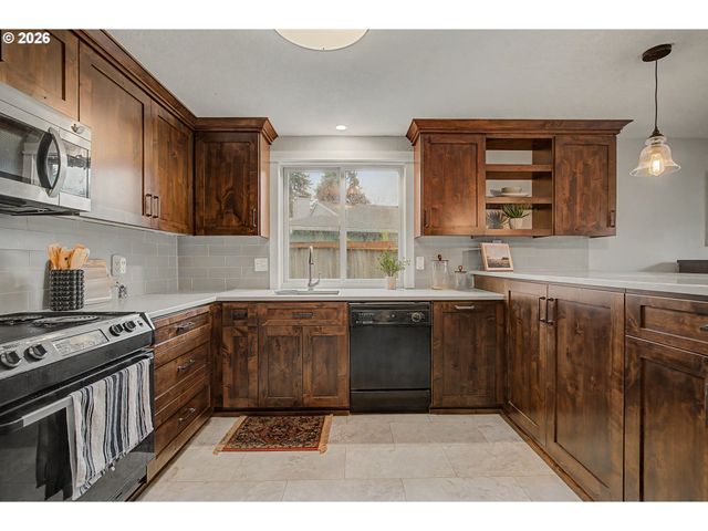 20717 Sw 94TH Ave, Tualatin, OR 97062