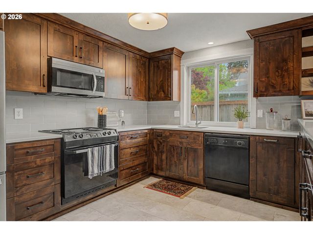 20717 Sw 94TH Ave, Tualatin, OR 97062