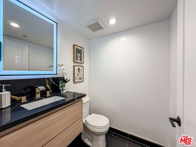 1133 5th Street 301, Santa Monica, CA 90403