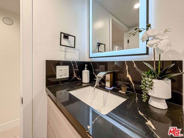 1133 5th Street 301, Santa Monica, CA 90403