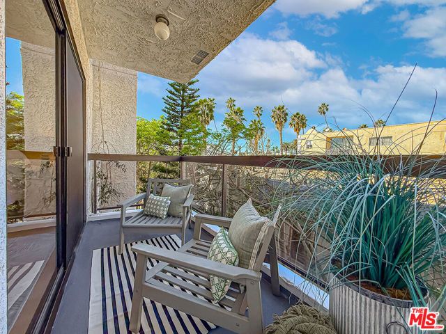1133 5th Street 301, Santa Monica, CA 90403