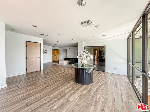 1133 5th Street 301, Santa Monica, CA 90403