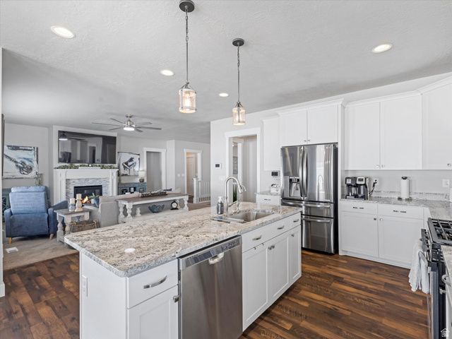 8136 S 6430 W, West Jordan, UT 84081